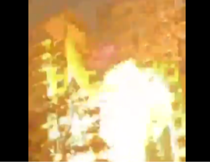 UKRAJINCI UDARILI ŽESTOKO NA VORONJEŽ! Objavljeni snimci drona dok se zakucava u zgradu (VIDEO)